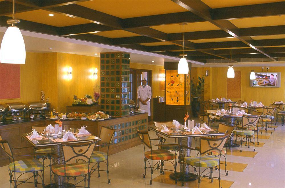 הרידוואר Country Inn & Suites מסעדה תמונה